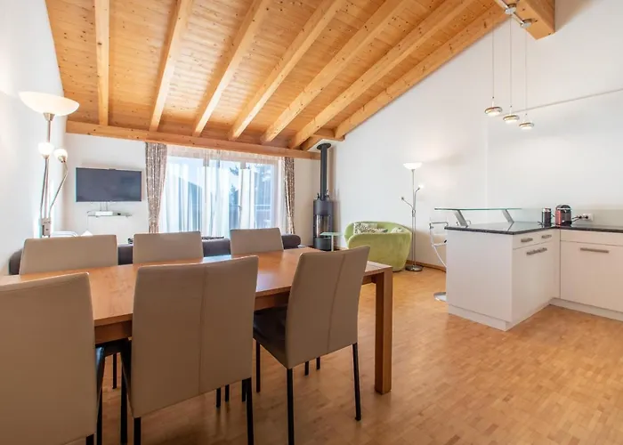 Laax Homes - Casa Miraval Apartment *